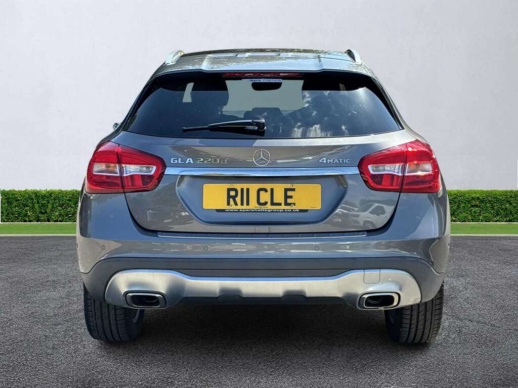 Mercedes-Benz GLA Class Gla 220D 4Matic Sport Executive Grey #4