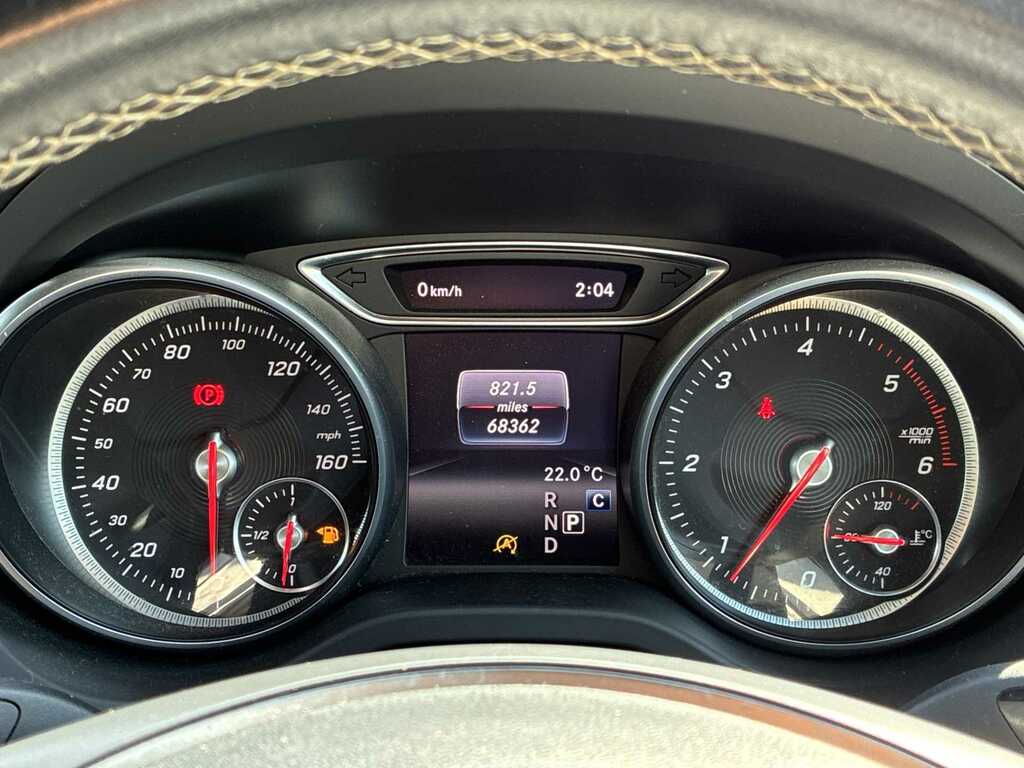 Mercedes-Benz GLA Class 200D Se Suv 7G-dct Euro 6 Ss 136 Ps Black #8