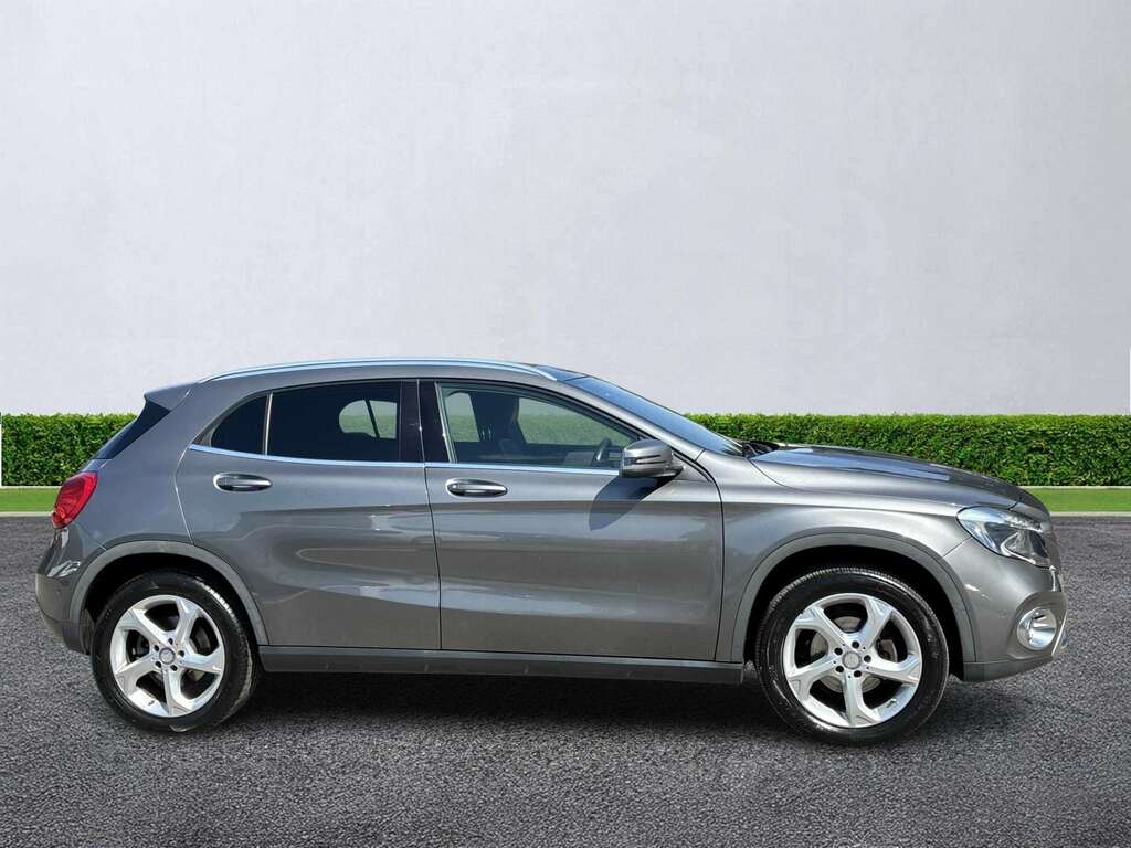 Mercedes-Benz GLA Class Gla 220D 4Matic Sport Executive Grey #3