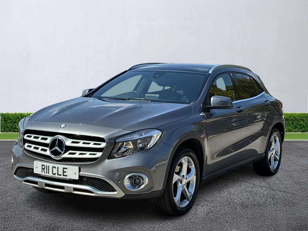 Mercedes-Benz GLA Class 200D Se Suv 7G-dct Euro 6 Ss 136 Ps Black #18