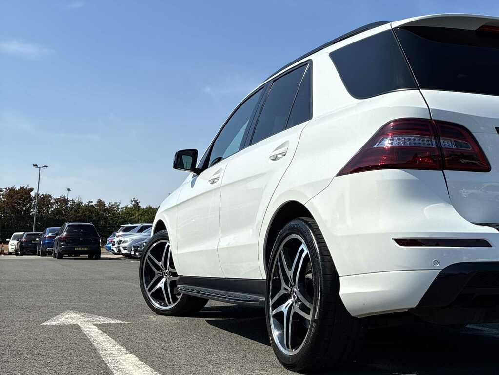 Mercedes-Benz M Class 2.1 Ml250 Bluetec Amg Line G-tronic 4Wd Euro 6 S White #33