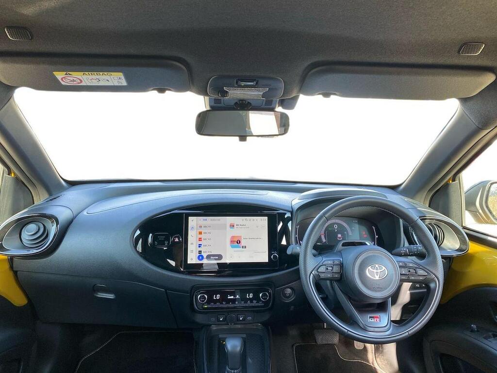 Toyota Aygo X 1.5H Design Hatchback Hybrid Cvt  #8