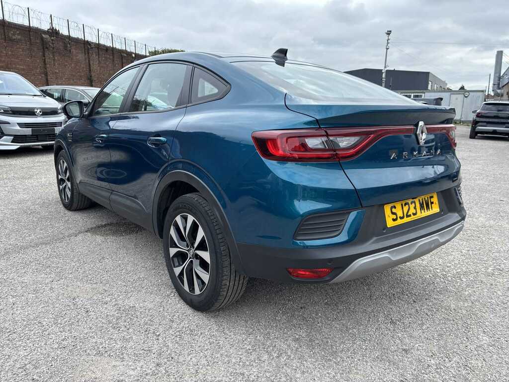 Renault Arkana 1.6 E-tech Full Hybrid 145 Evolution Blue #2