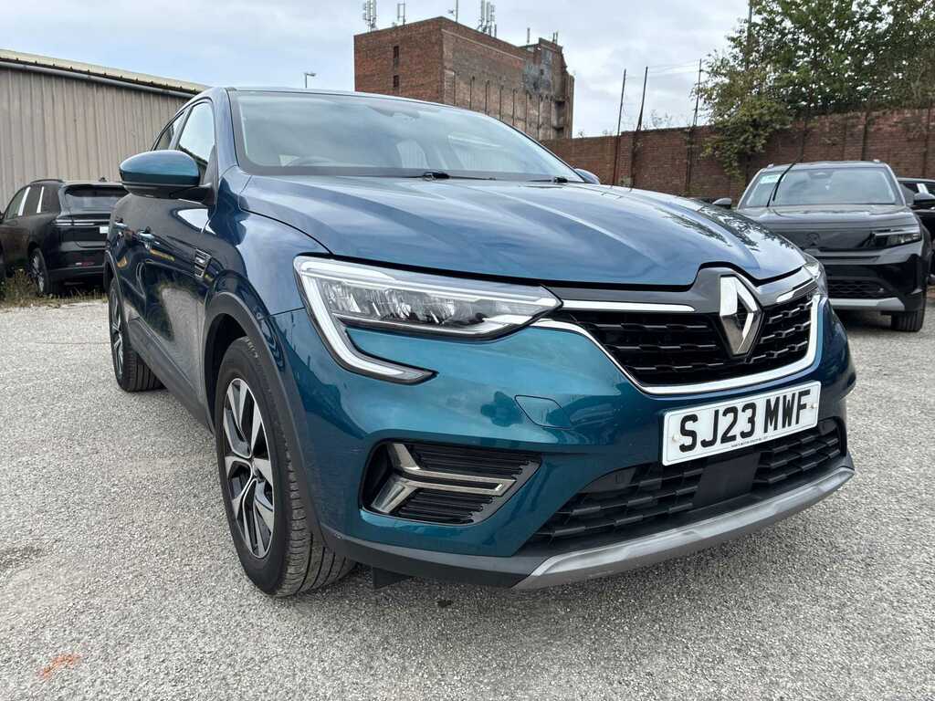 Renault Arkana 1.6 E-tech Full Hybrid 145 Evolution Blue