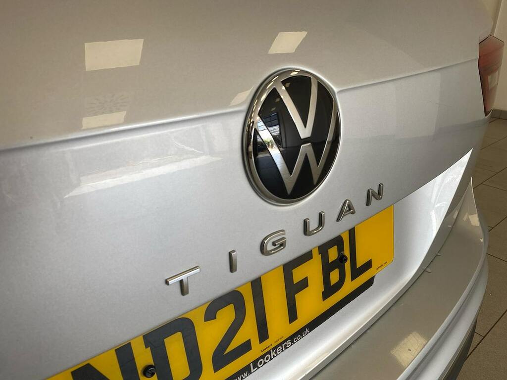 Volkswagen Tiguan Suv 1.5 Tsi Life Euro 6 Ss 202170 Grey #35