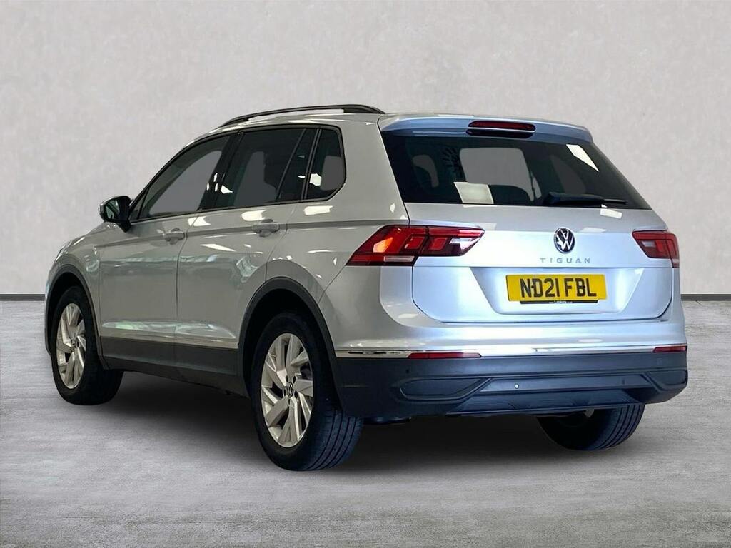 Volkswagen Tiguan Suv 1.5 Tsi Life Euro 6 Ss 202170 Grey #2