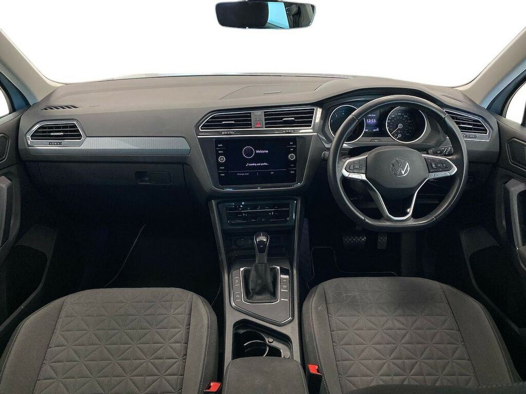Volkswagen Tiguan Suv 1.5 Tsi Life Euro 6 Ss 202170 Grey #8