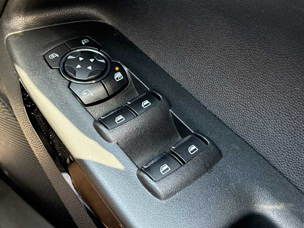 Ford Ecosport 1.0T Ecoboost Titanium Suv Euro 6 #20