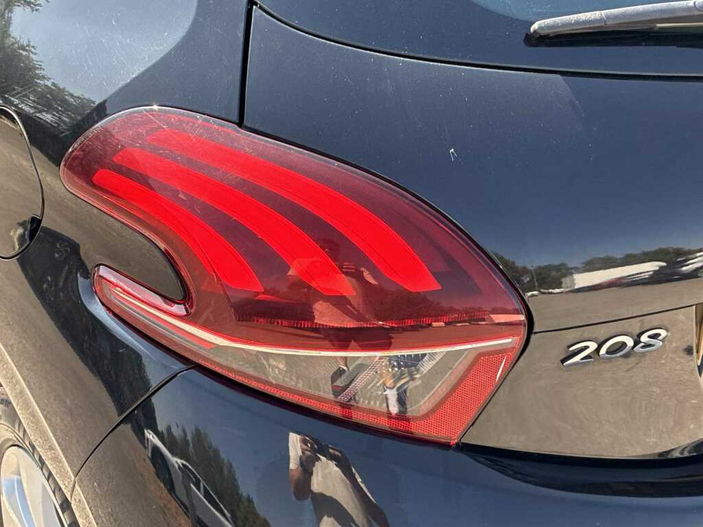 Peugeot 208 1.2 Vti Active 20 Road Tax Blue #28
