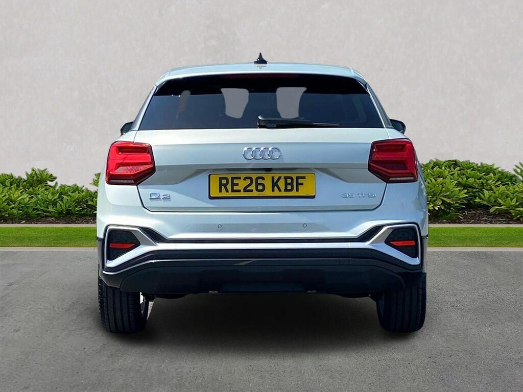 Audi Q2 35 Tfsi S Line S Tronic Tech Silver #4