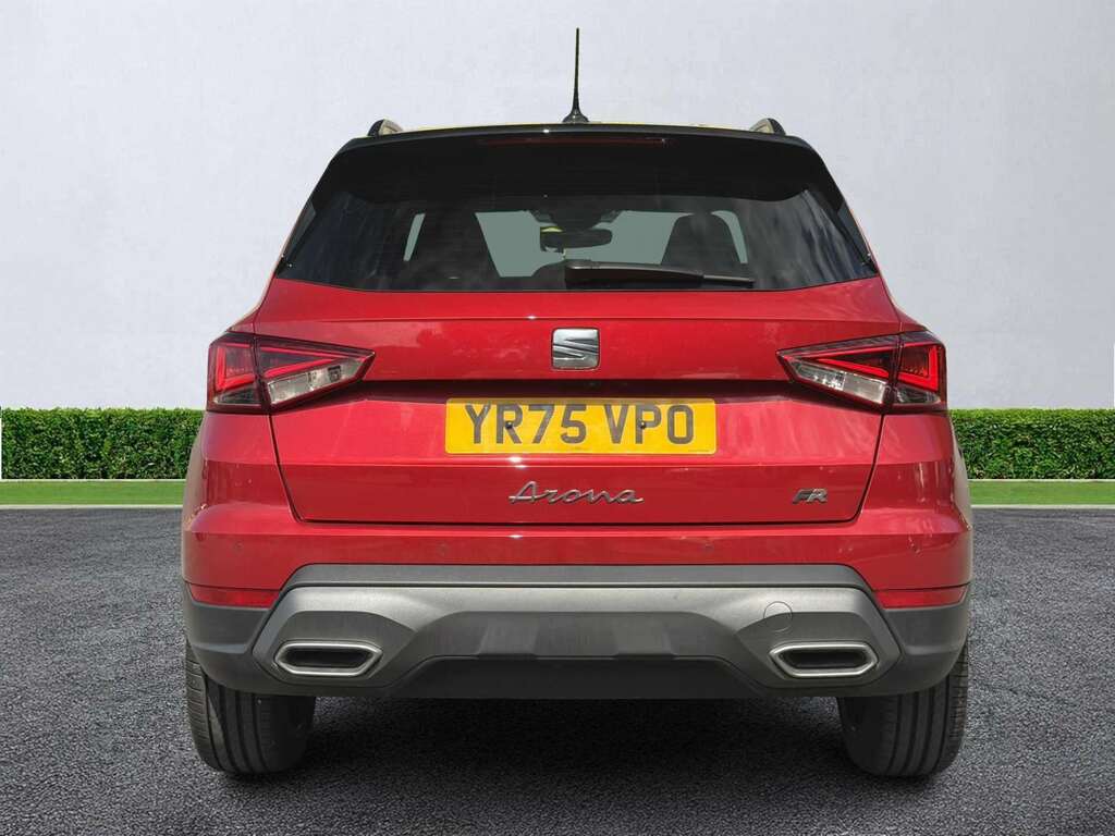 Seat Arona 1.0 Tsi 115 Fr Black Edition Dsg Red #4