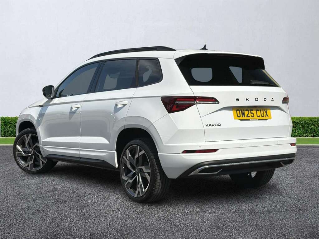 Skoda Karoq 1.5 Tsi Sportline Edition Dsg White #2