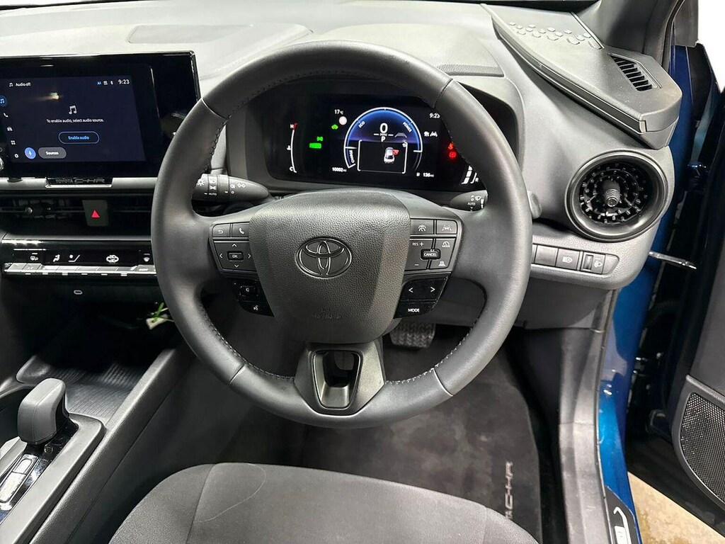 Toyota C-Hr 1.8 Vvt-h Design Cvt Euro 6 Ss Silver #9