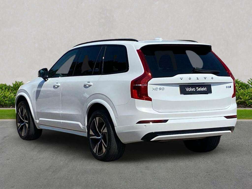 Volvo XC90 2.0 B5p 250 Plus Dark Awd Geartronic White #2