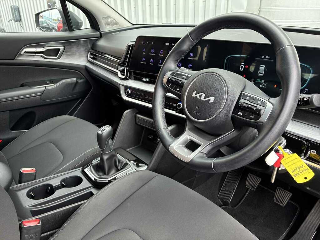 Kia Sportage 1.6 H T Gdi 3 Suv Hybrid Ss Silver #14