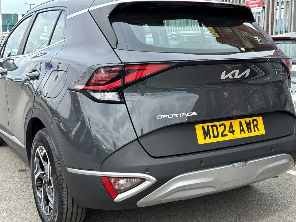 Kia Sportage 1.6 H T Gdi 3 Suv Hybrid Ss Silver #28