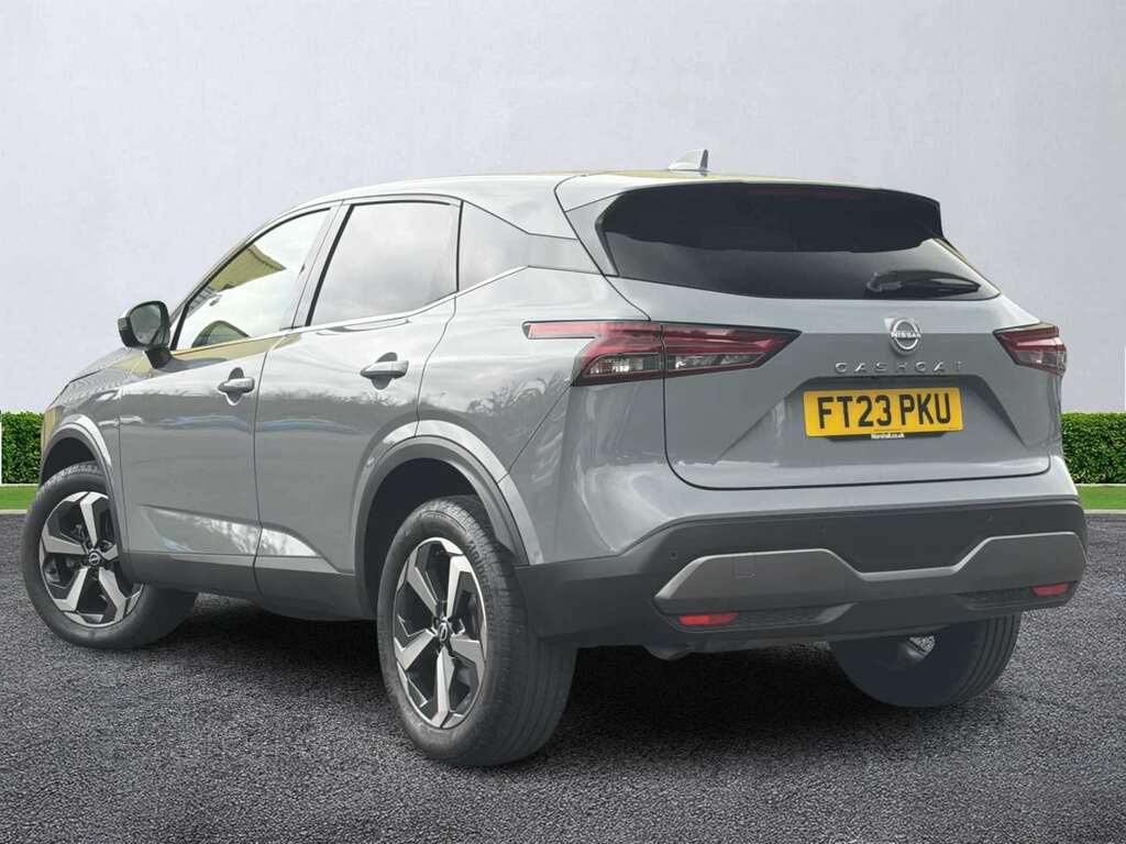 Nissan Qashqai 1.3 Dig-t Mh 158 N-connecta Xtronic Grey #2