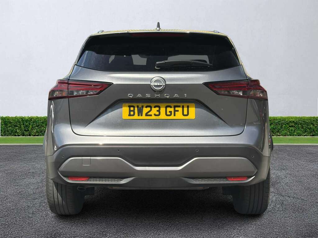 Nissan Qashqai 1.3 Dig-t Mh N-connecta Grey #4