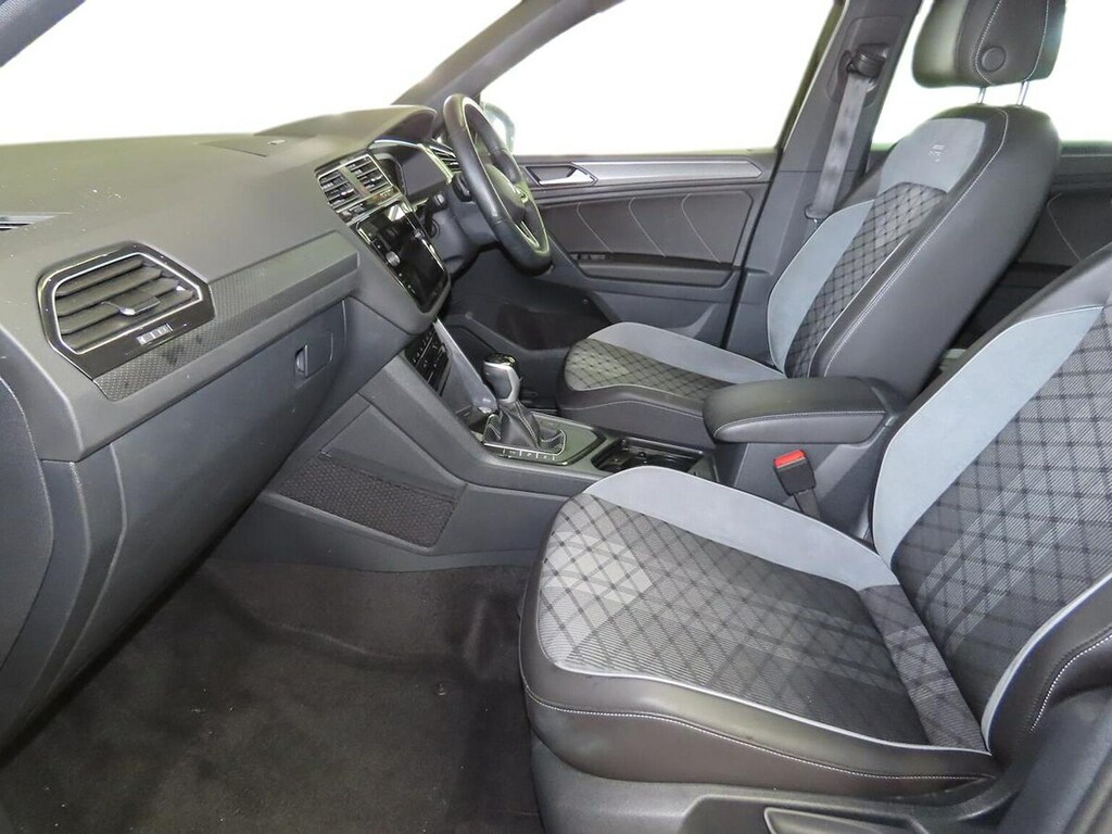 Volkswagen Tiguan 1.5 Tsi R-line Dsg Euro 6 Ss Grey #9