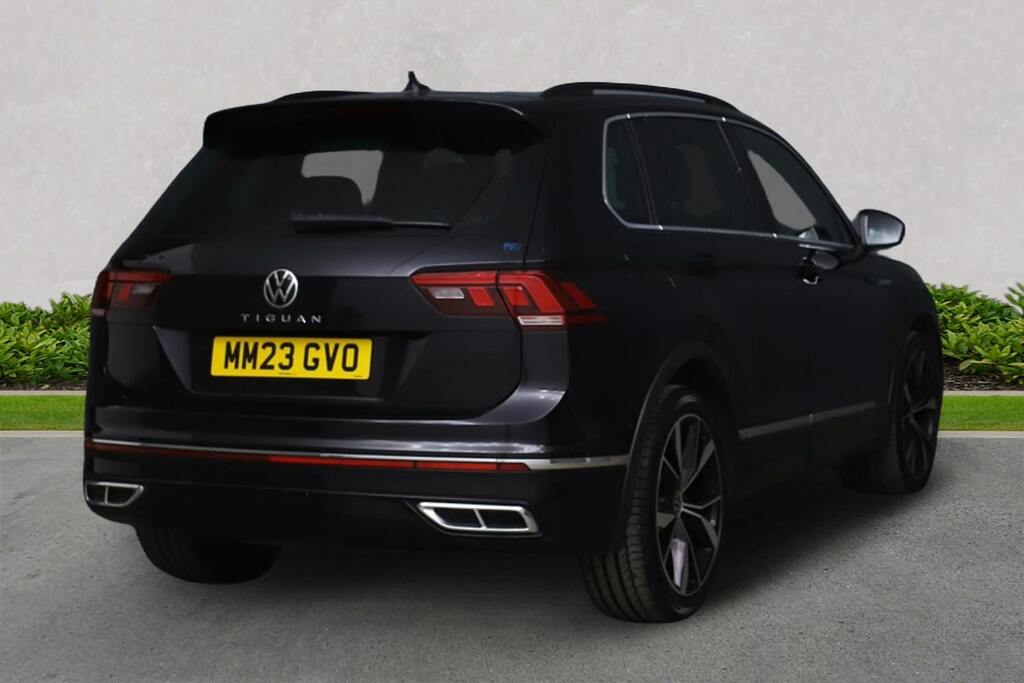 Volkswagen Tiguan 2.0 Tdi R-line Dsg Black #3