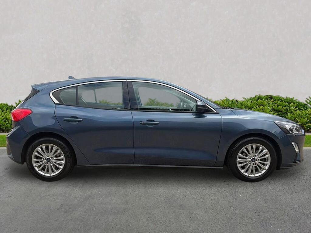 Ford Focus 1.0T Ecoboost Titanium Hatchback Blue #3
