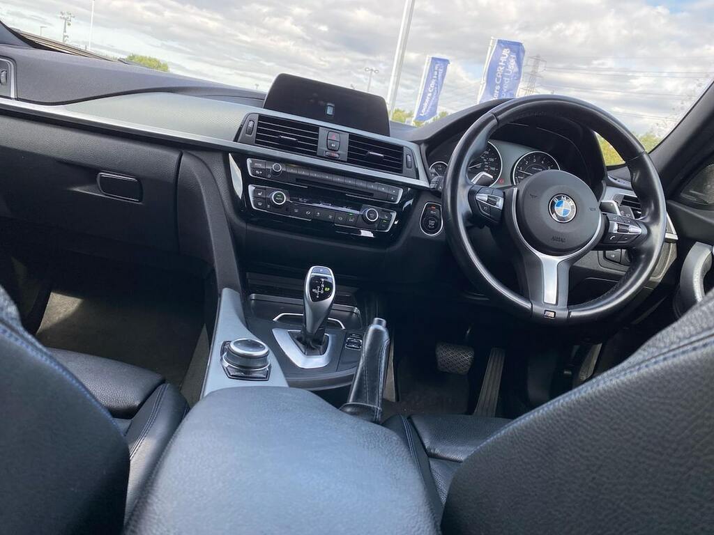 BMW 3 Series Estate 2.0 320I M Sport Shadow Edition Touring Aut Grey #13