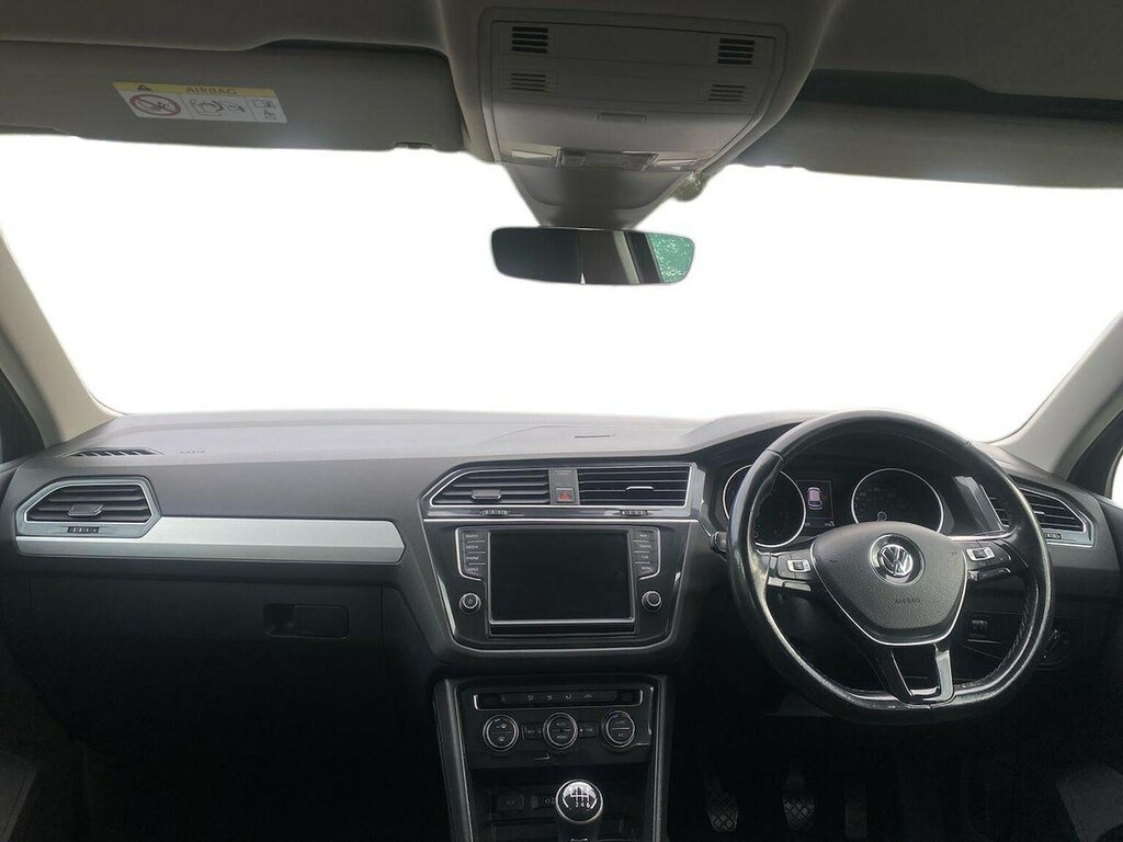Volkswagen Tiguan 2.0 Tdi 150 Se Nav Black #6
