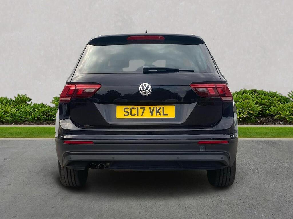 Volkswagen Tiguan 2.0 Tdi 150 Se Nav Black #4