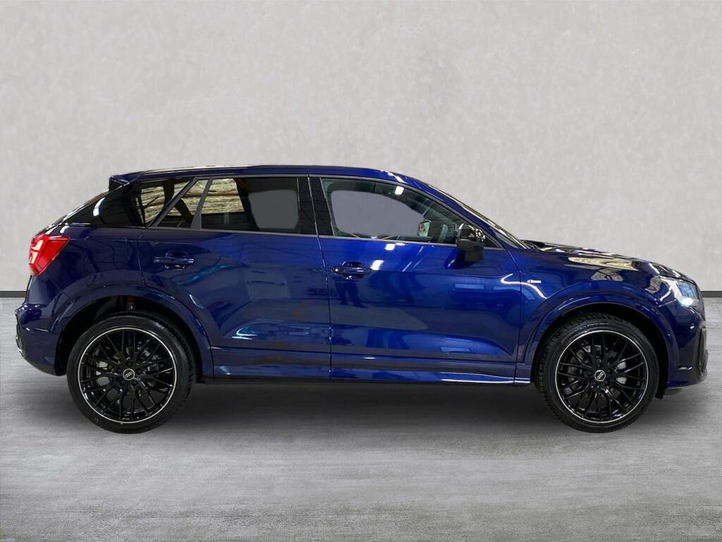 Audi Q2 1.5 Tfsi Cod 35 Black Edition Suv S Tro Blue #3