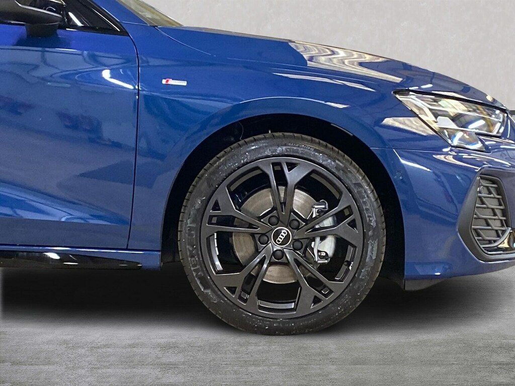 Audi A3 1.5 Tfsie Black Edition Sportback Plug- RF26GBO Blue #6