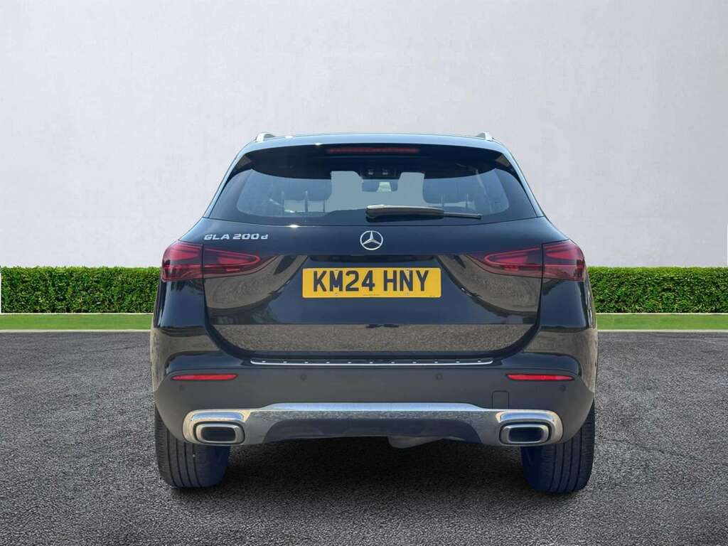 Mercedes-Benz GLA Class Gla 200D Sport Executive Black #6