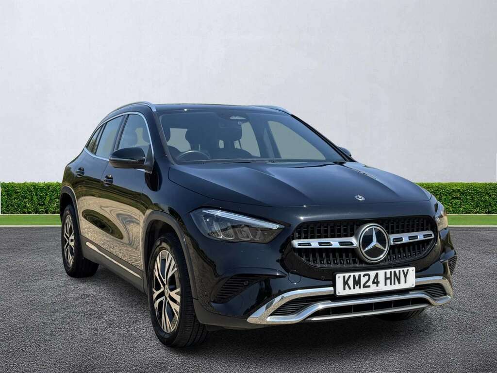 Mercedes-Benz GLA Class Gla 200D Sport Executive Black