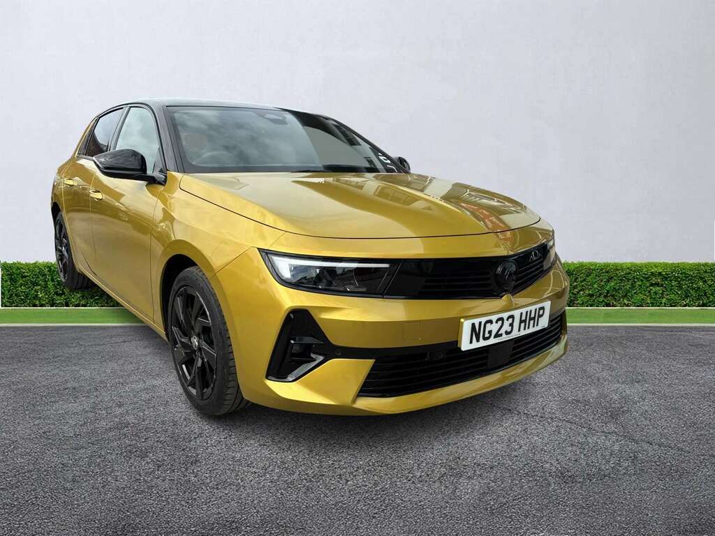 Vauxhall Astra 1.2 Turbo 130 Gs Yellow