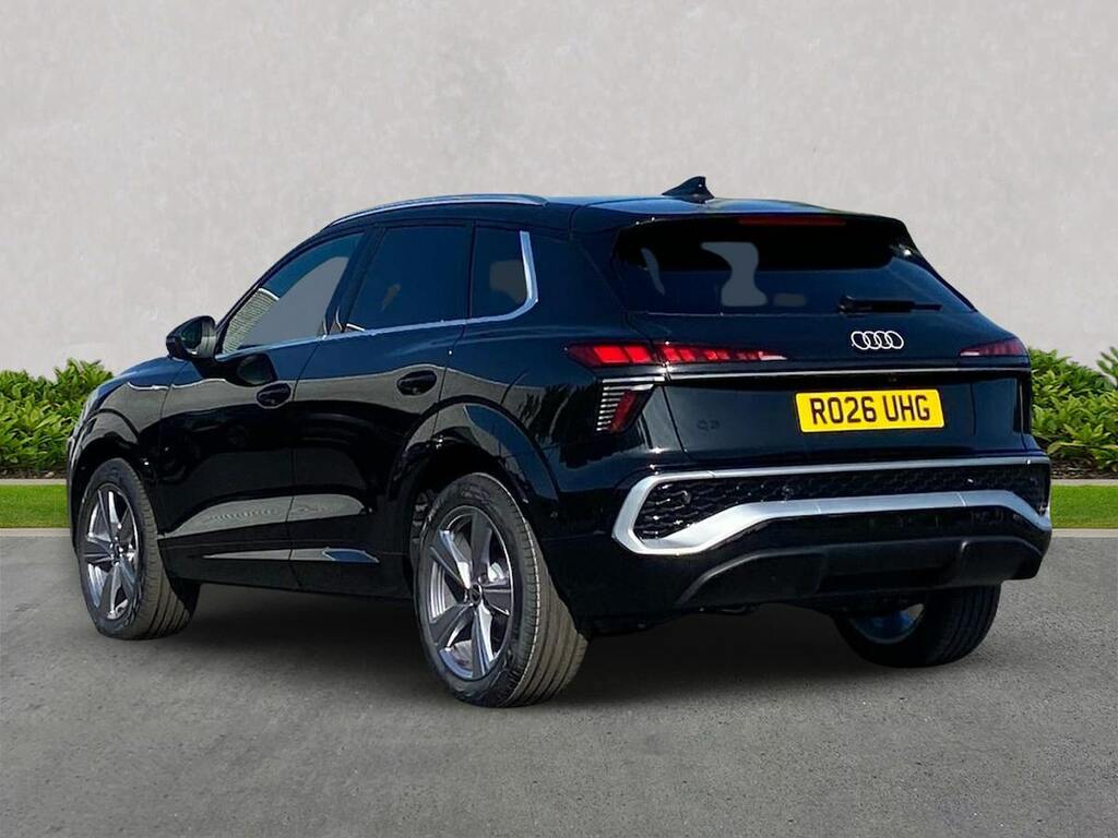 Audi Q3 1.5 Tfsi S Line S Tronic Black #2