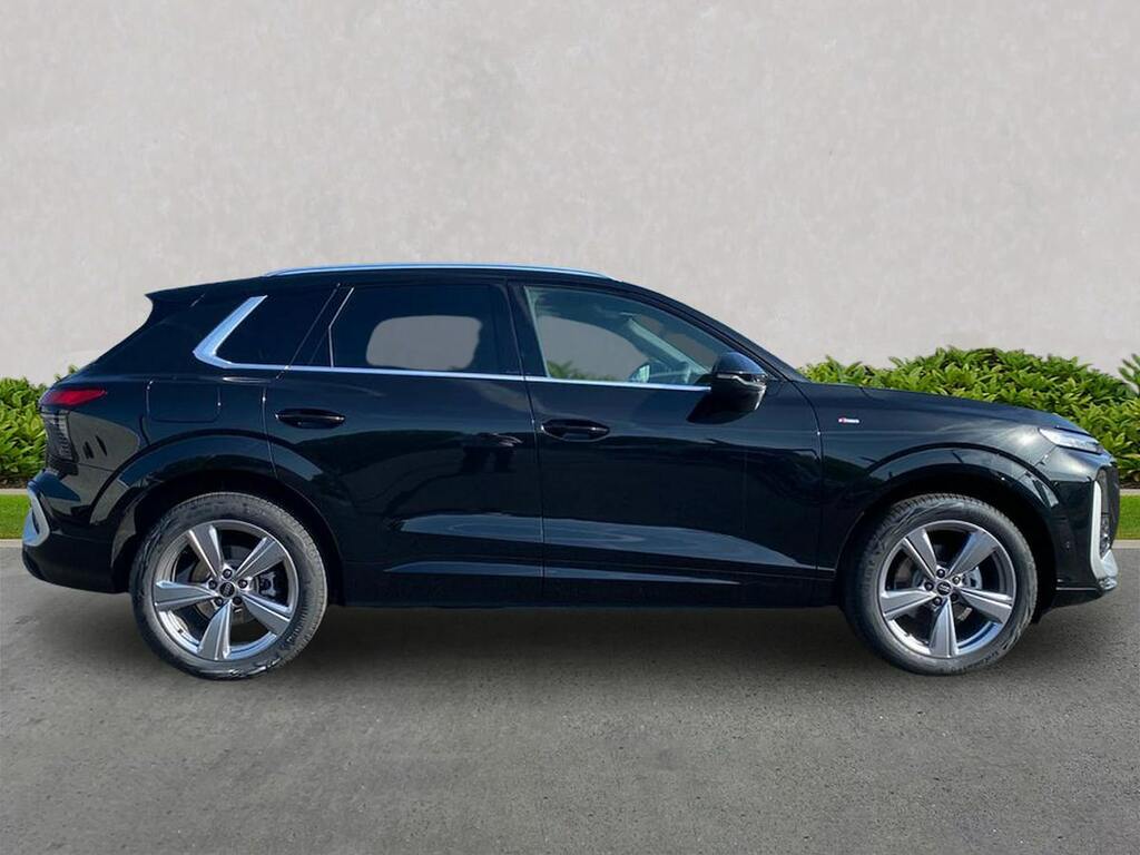Audi Q3 1.5 Tfsi S Line S Tronic Black #3