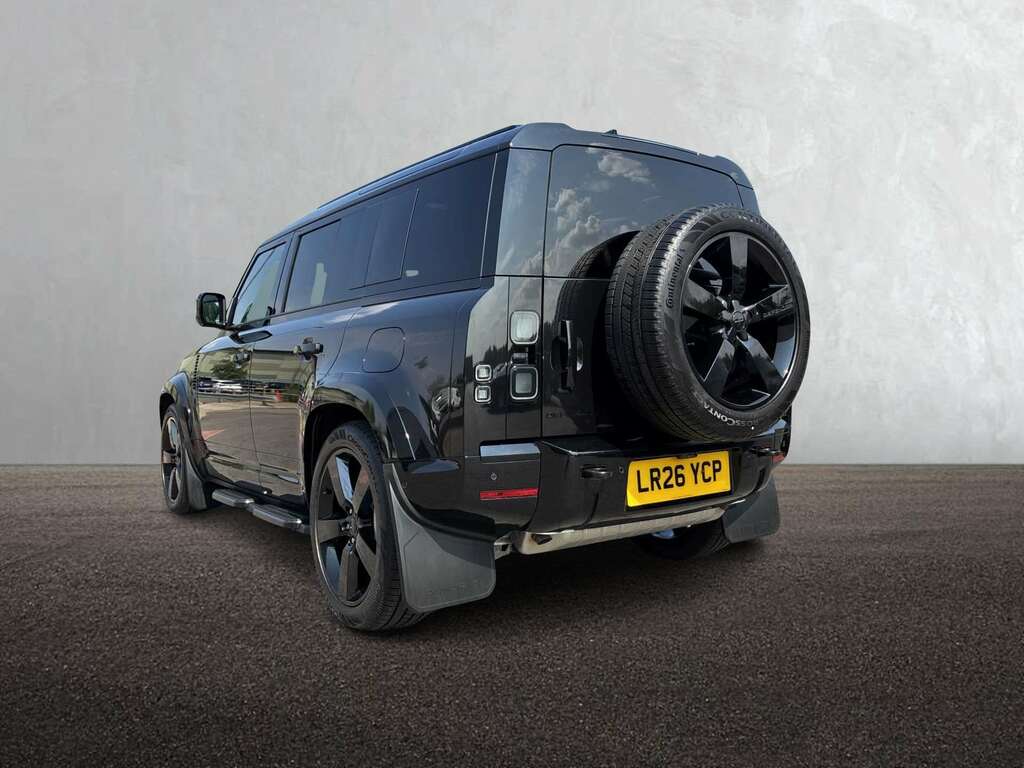 Land Rover Defender 110 2.0 P300e X-dynamic Hse 110 Black #2