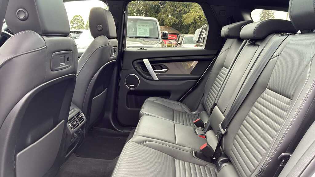 Land Rover Discovery Sport 2.0 D200 Metropolitan 5 Seat Silver #4