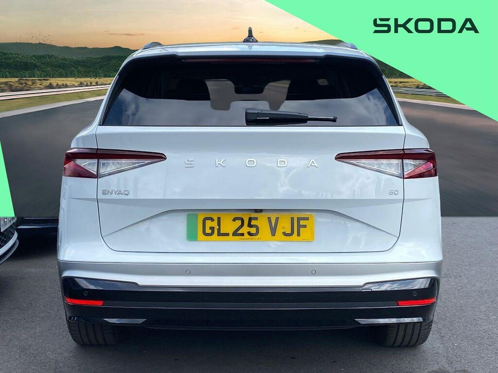 Skoda ENYAQ 150Kw 60 Se L 63Kwh Suite White #4