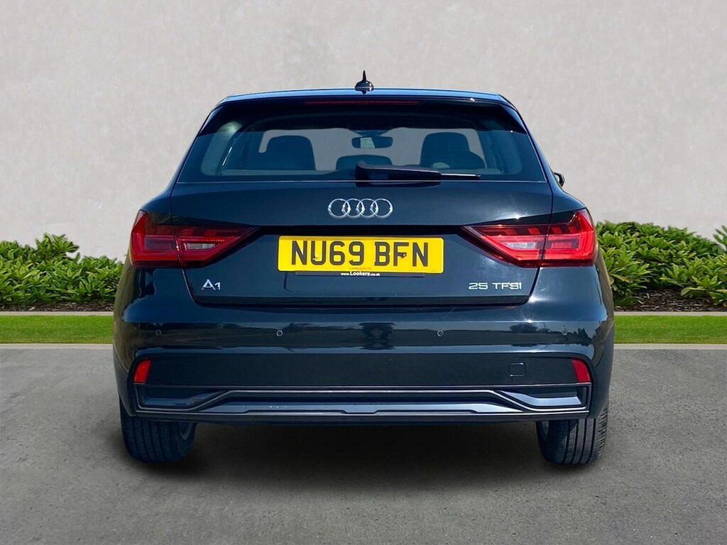 Audi A1 1.0 Tfsi 25 Sport Sportback Euro Black #4