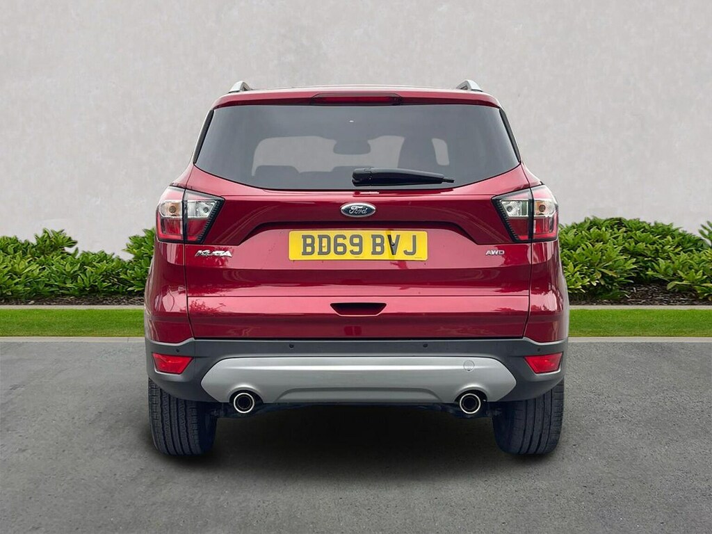 Ford Kuga 1.5 Ecoboost 176 Titanium Edition Red #4