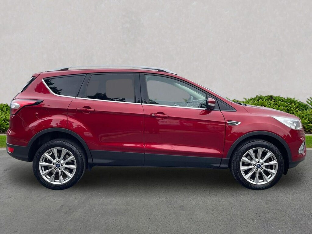 Ford Kuga 1.5 Ecoboost 176 Titanium Edition Red #3