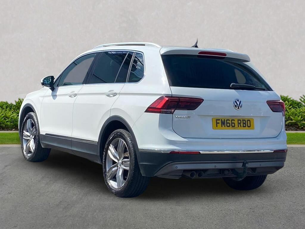 Volkswagen Tiguan 2.0 Tdi Bluemotion Tech Sel Suv Dsg 4Mo FM66RBO White #2
