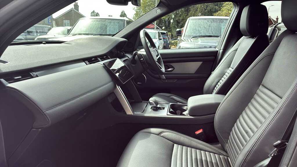 Land Rover Discovery Sport 2.0 D200 Dynamic Se 5 Seat Silver #3