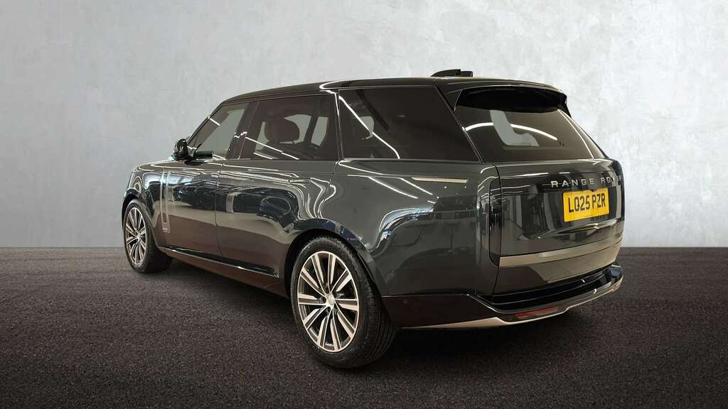 Land Rover Range Rover 3.0 D350 Lwb Green #2
