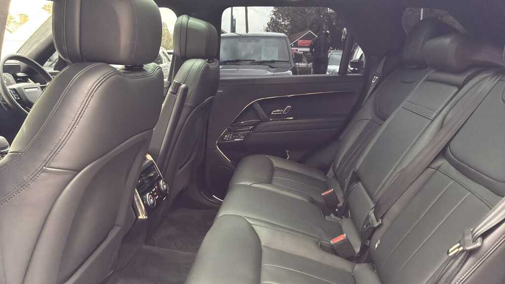 Land Rover Range Rover Sport 3.0 P400 LL23ZRO Black #4
