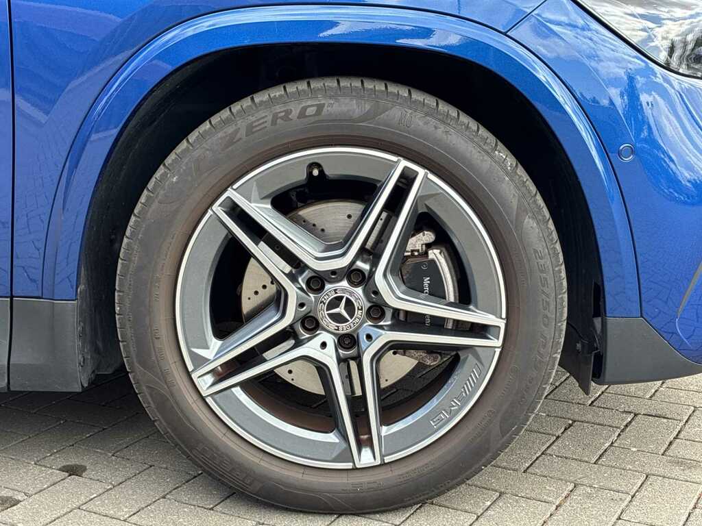 Mercedes-Benz GLA Class Gla 200 Amg Line Premium Blue #6