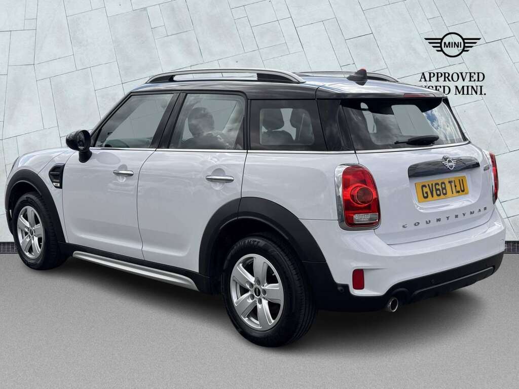 Mini Countryman 1.5 Cooper Classic GV68TLU White #2