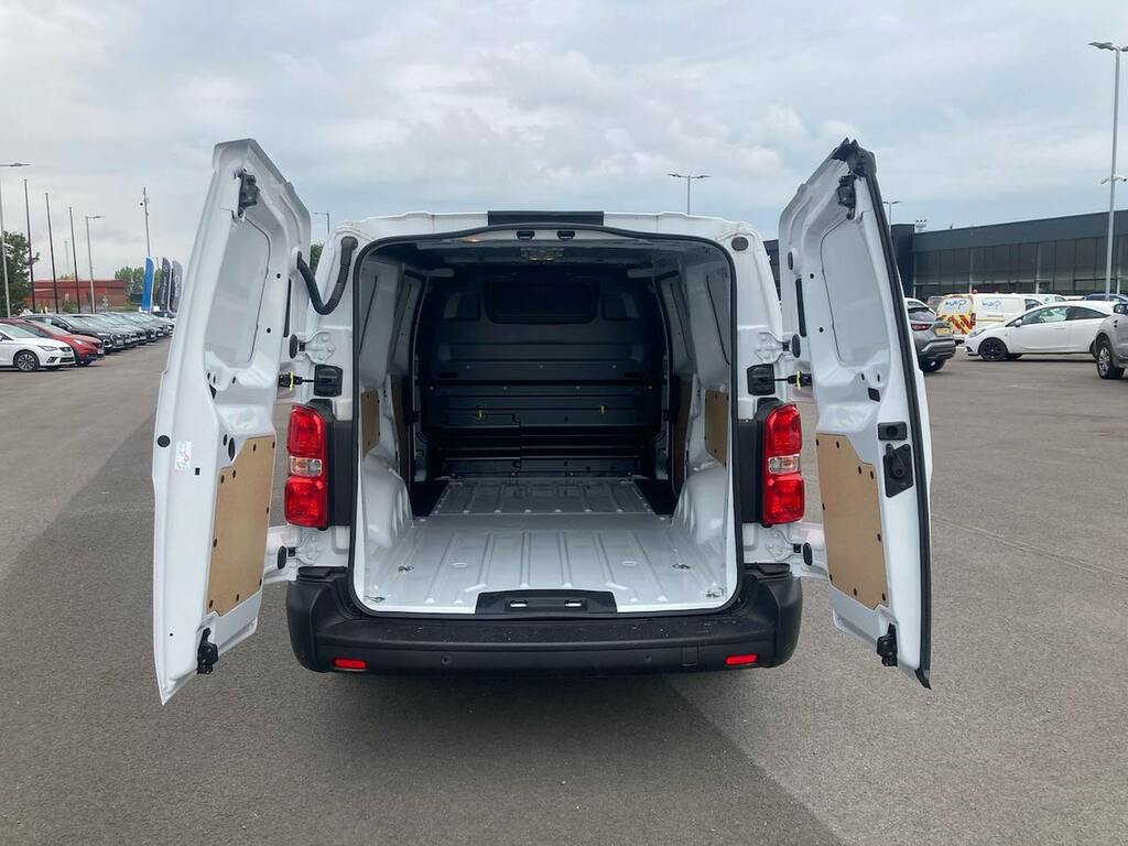 Peugeot E-Expert 75Kwh Professional Long Panel Van 6Dr Aut  #6