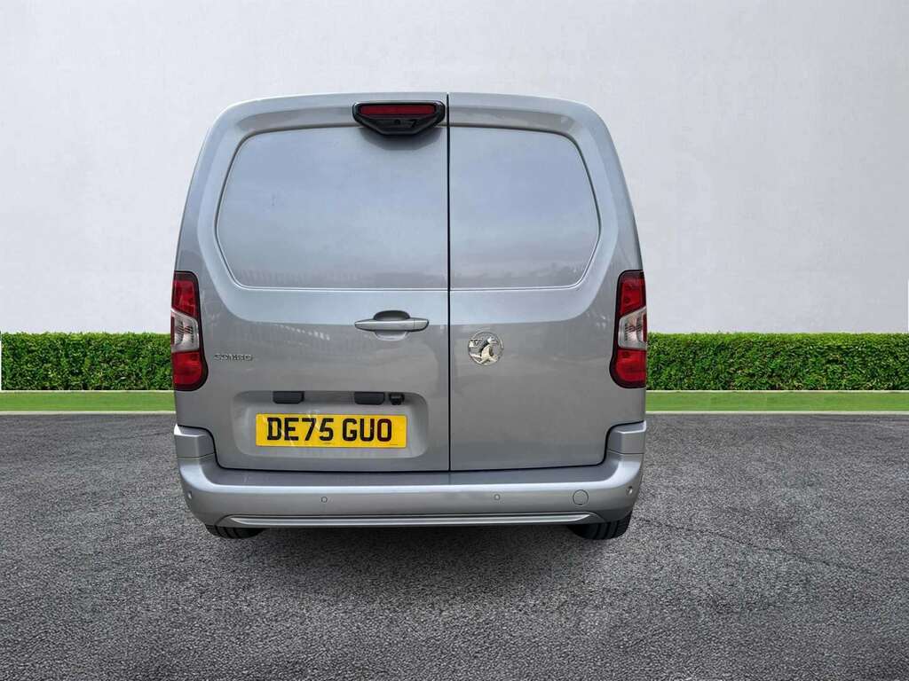Vauxhall Combo 1.5 Turbo D 100Ps Pro H1 Van  #4