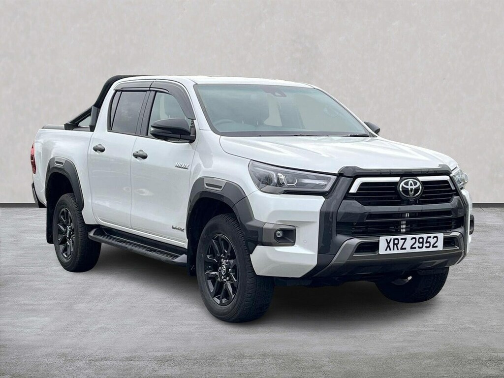 Toyota HILUX Invincible X Dcab Pick Up 2.8 D 48V